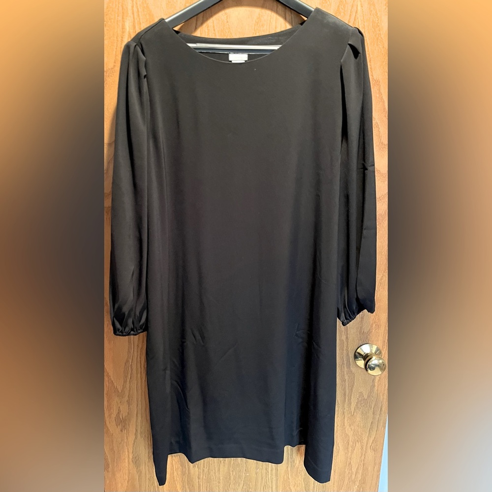 Chico’s black pleated shoulder and gathered sleeve straight line dress